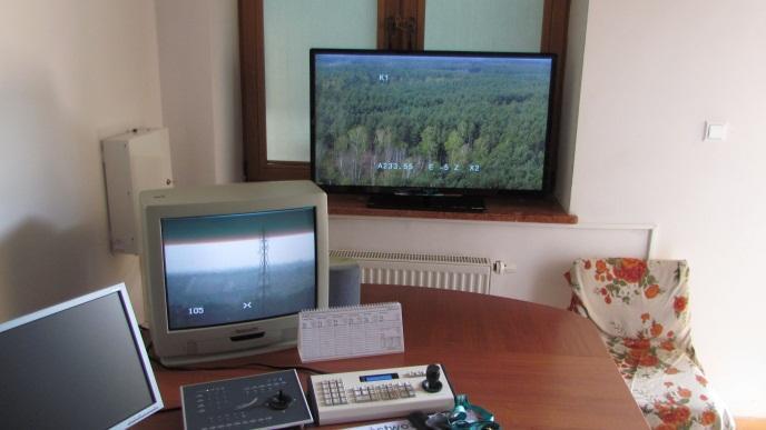 wieżach obserwacyjnych pozwala na zintegrowanie systemu obserwacji terenów leśnych, w tym także lasów niepaństwowych.