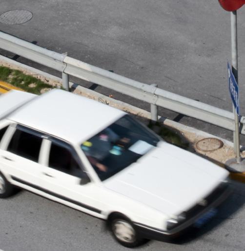 Tradycyjny obiektyw o niskim poziomie