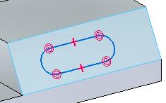 Szkicowanie - ćwiczenia Umieszczanie relacji geometrycznych Wyśrodkuj szkic rowka na licu, używając relacji geometrycznych.