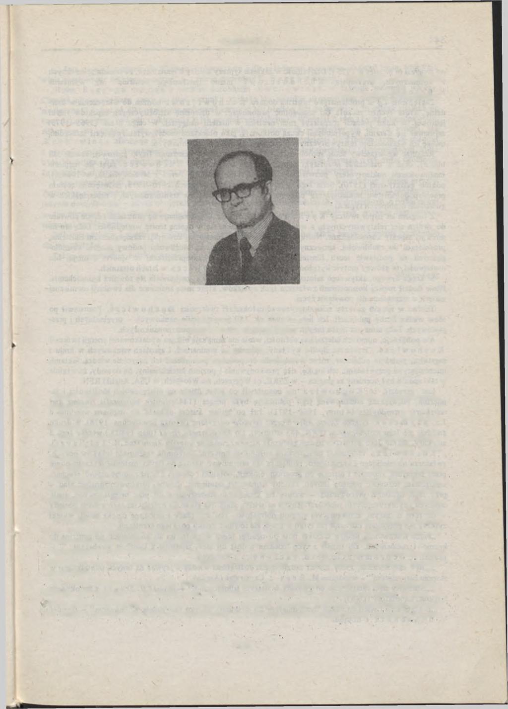 KRONIKA POSTĘPY ASTRONOMII Tom XXVII (1979). Zeszyt 1 BRONISŁAW KUCHOWICZ 1932-1978 Zmarł nagle w dniu 3 czerwca. Śmier' zaskoczyła Go w 47 roku życia.
