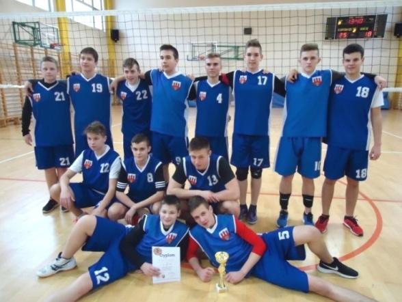 Mistrzami Powiatu zostali: Szymon Fita, Piotr Komada, Gracjan Kozak, Kamil Krawiec, Kamil Krysztofiak, Jakub Kwoczka, Oliwer Łomnicki, Bartosz Piotrowski, Piotr Posłuszny, Maciej Rutyna, Mariusz