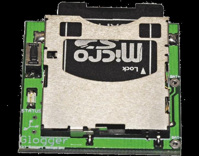 glogger 3-osiowy rejestrator przyśpieszenia Współcześnie dołączenie do mikrokontrolera AVR karty pamięci SD i układu do pomiaru przyspieszenia nie stanowi problemu.