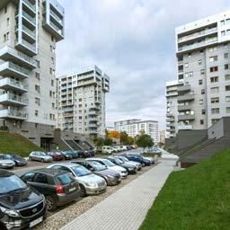 którym następuje sedymentacja (wytrącenie) zawiesiny mineralnej (piasek, żwir, muł, popioły itp.). Może on być niezależnym urządzeniem zainstalowanym przed separatorem lub zintegrowany z separatorem.