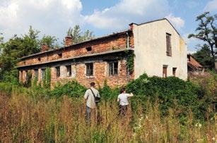 16 KONSERWACJA Unikalny charakter i wymowa zachowanej na Majdanku architektury przyciąga rzesze zwiedzających. W przeważającej części jest to zabudowa drewniana.