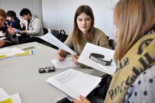 i znaczenia edukacji w działalności polskich muzeów.