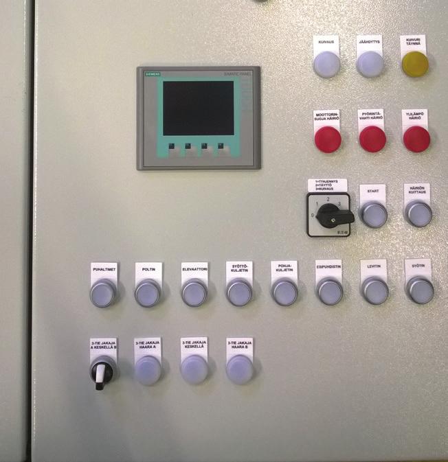 Panel sterowania Prosty i logiczny panel sterowania znajdujący się w standardowym zestawie, ułatwiający użytkowanie suszarni.