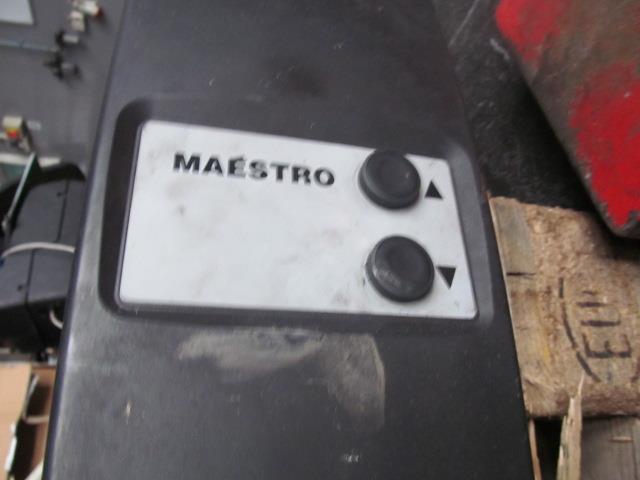 MAESTRO 099421 M2.32 2 szt. Fot.