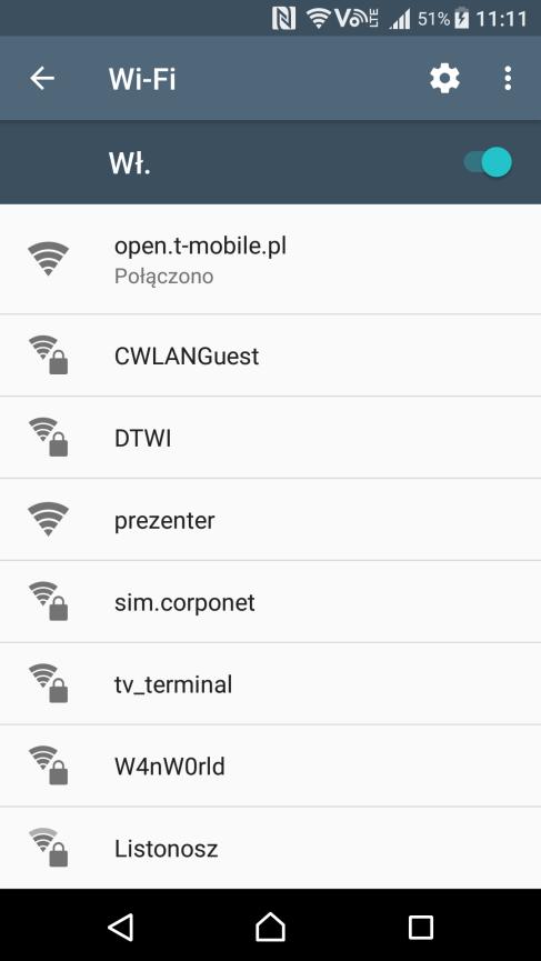 2. Włącz Wi-Fi i podłącz