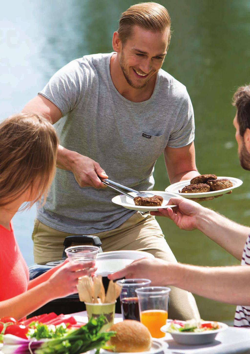 Catering Produkty cateringowe Huhtamaki charakteryzują się ciekawą kolorystyką i wzornictwem, dzięki czemu cieszą się dużym zainteresowaniem naszych klientów.