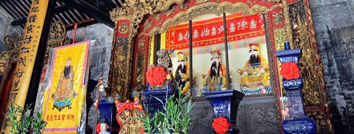 W marcu 2016 roku przyjechałem do Kuala Lumpur i znalazłem się na dziedzincu świątyni Chan She Shu Yuen, typowej konfucjańskiej budowli sakralnej z końca XIX w.