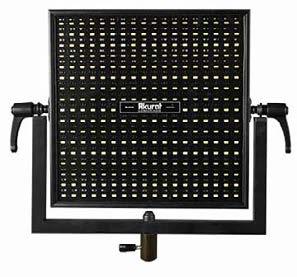 41 Lampa Akurat DL 3120 LED Płynna regulacja temperatury barwowej oraz przełączanie pomiędzy standardowymi temperaturami barwowymi daylight/tungsten Regulacja jasności od 0-100%