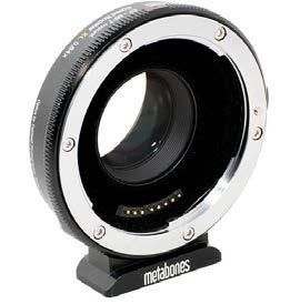 51 Metabones Canon E - mount T Wykrywa wsparcie autofokusa dla A7RII i A7II Obsługuje stabilizację obrazu w A7II i A7RII Sterowanie przysłoną z korpusu aparatu.