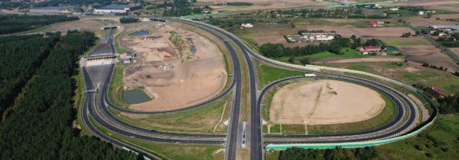 zakończyła się budowa pierwszego, 90-kilometrowego odcinka trasy. Wiosną 2009 r. rozpoczęto natomiast realizację kolejnych 62 kilometrów w pełni wyposażonej autostrady.