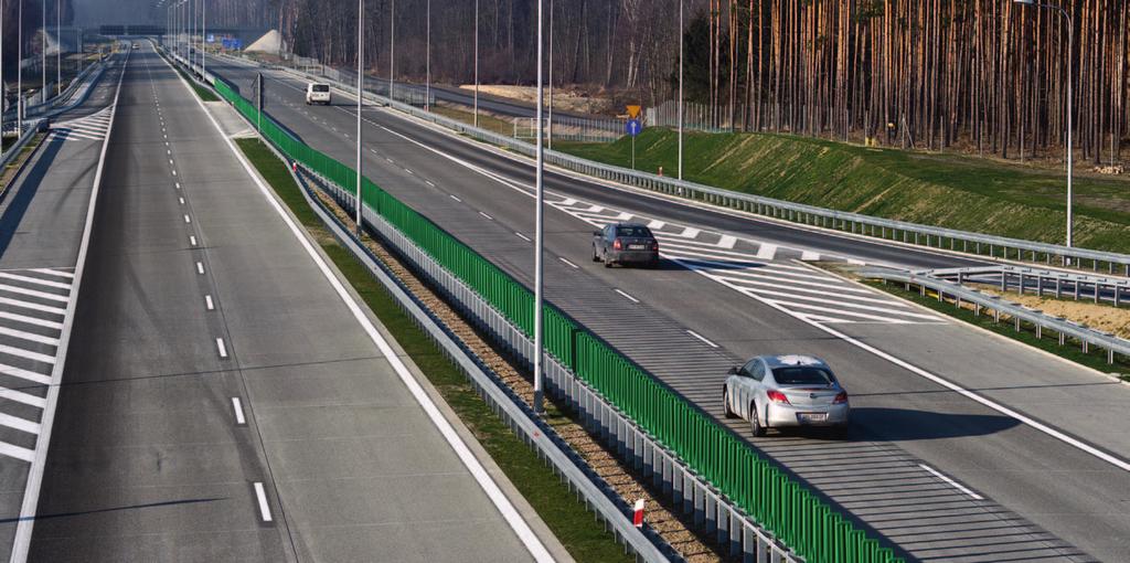 AUTOSTRADA A2 ŚWIECKO NOWY TOMYŚL Odcinek A2 do Świecka jest jednym z najdłuższych autostradowych odcinków w Polsce wybudowanych w technologii betonowej.