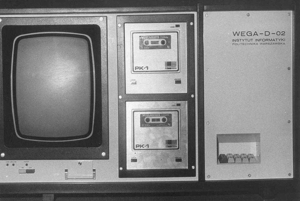8 WEGA Programator pamięci stałych Równolegle z ww.