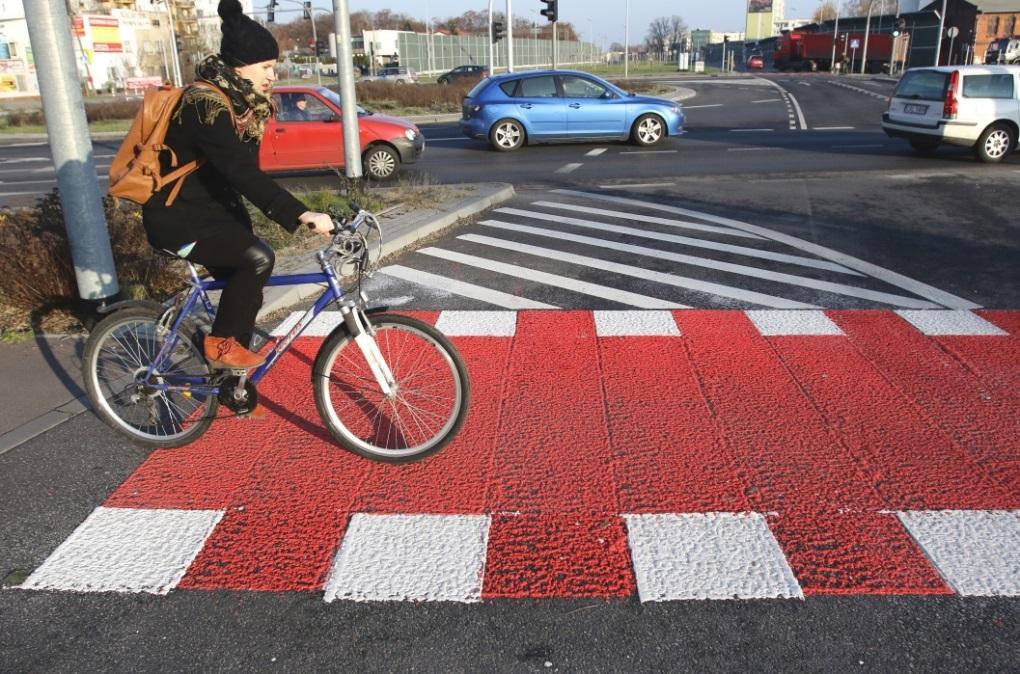 BIELAWY - GRĘBOCIN MZD Drogi lokalne Komunikacja rowerowa Budowa stojaków rowerowych na terenie Torunia Planowany koszt 70 tys.