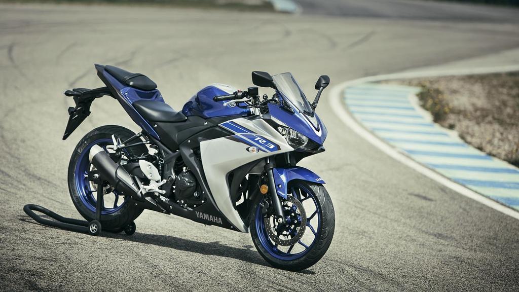 Czyste DNA serii R Firma Yamaha z wielką pasją tworzy innowacyjne i ekscytujące motocykle, które nadają nowy wymiar codziennemu życiu.