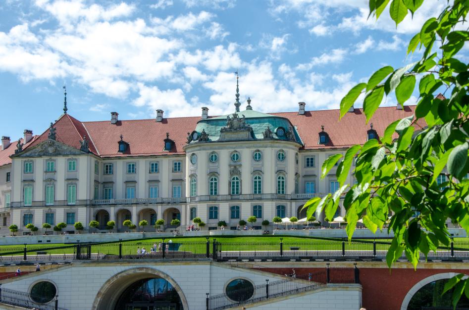 KONKURS PLASTYCZNY Warszawa PLAKAT Mały Powstaniec 24 kwietnia 2017 godz. 15.00-17.00 poniedziałek. dh phm. Janusz Cedro.