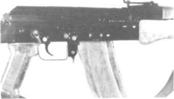 5,45 mm karabinek automatyczny wz. 19 nie w stosunku do karabinków AKM i AK-74 uproszczono konstrukcję rur i komory gazowej.