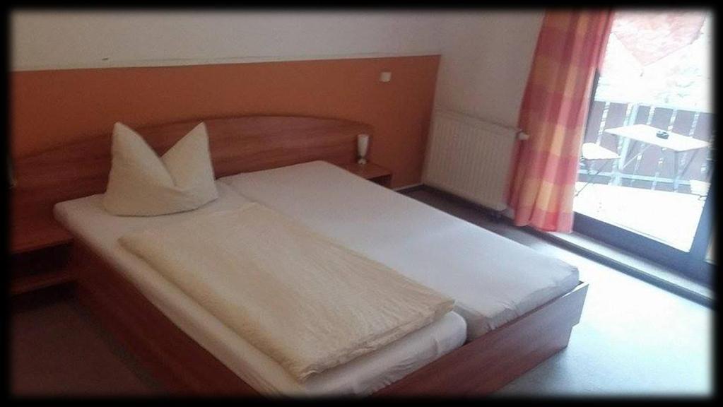 Pokój hotelowy za każdym razem musiał wyglądać idealnie.