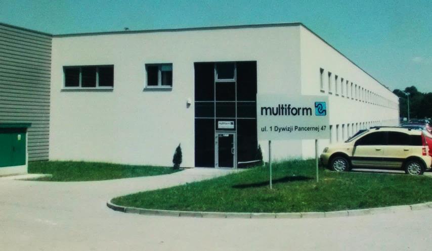 O NAS multiform to firma, która istnieje na rynku od 1996 r.