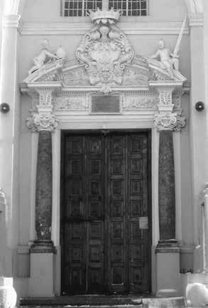 apaštalų Petro ir Povilo bažnyčios portalas, Rūtos Janonienės nuotrauka, 2015 Portal of the Church of St Peter and St Paul in Vilnius 14. XVII a. pr.