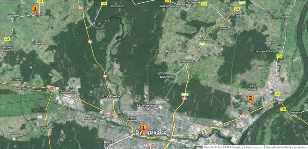 Stanisław Dudek, Renata Kuśmierek-Tomaszewska, Jacek Żarski w centrum Bydgoszczy, drugi na obrzeżach miasta w dzielnicy Fordon odległej o około 11 km na wschód od centrum miasta, zaś trzeci w