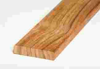 Drewno modrzewia jest jest pierwszorzędnym drewnem budowlanym i pod tym względem zajmuje pierwsze miejsce wśród wszystkich gatunków drewna.
