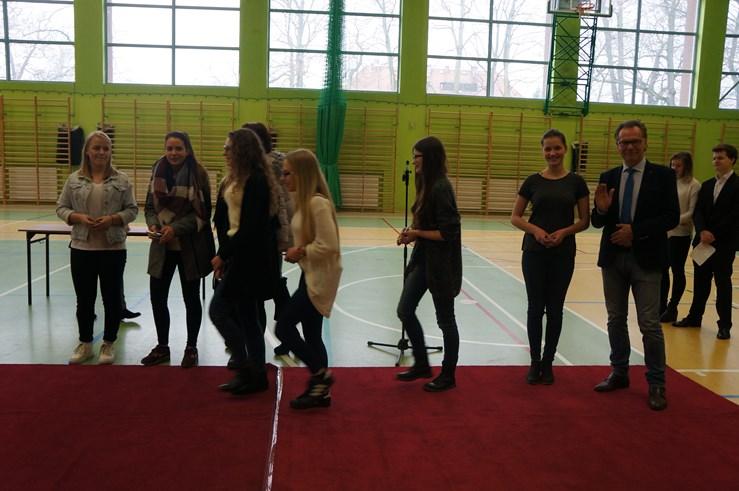 Dominika Czerniak 4 Felicja Frychel 5 6 Mikołaj Żaneta Ewa Wiktoria Maciasz Gaworek Zatońska Olszewska 7 Maria Szega 8 Angelika Górecka 9 Anna Cymorek 10 Adam Kloze 11 Nikola Wesoły 1al 2au 1bu 4bu