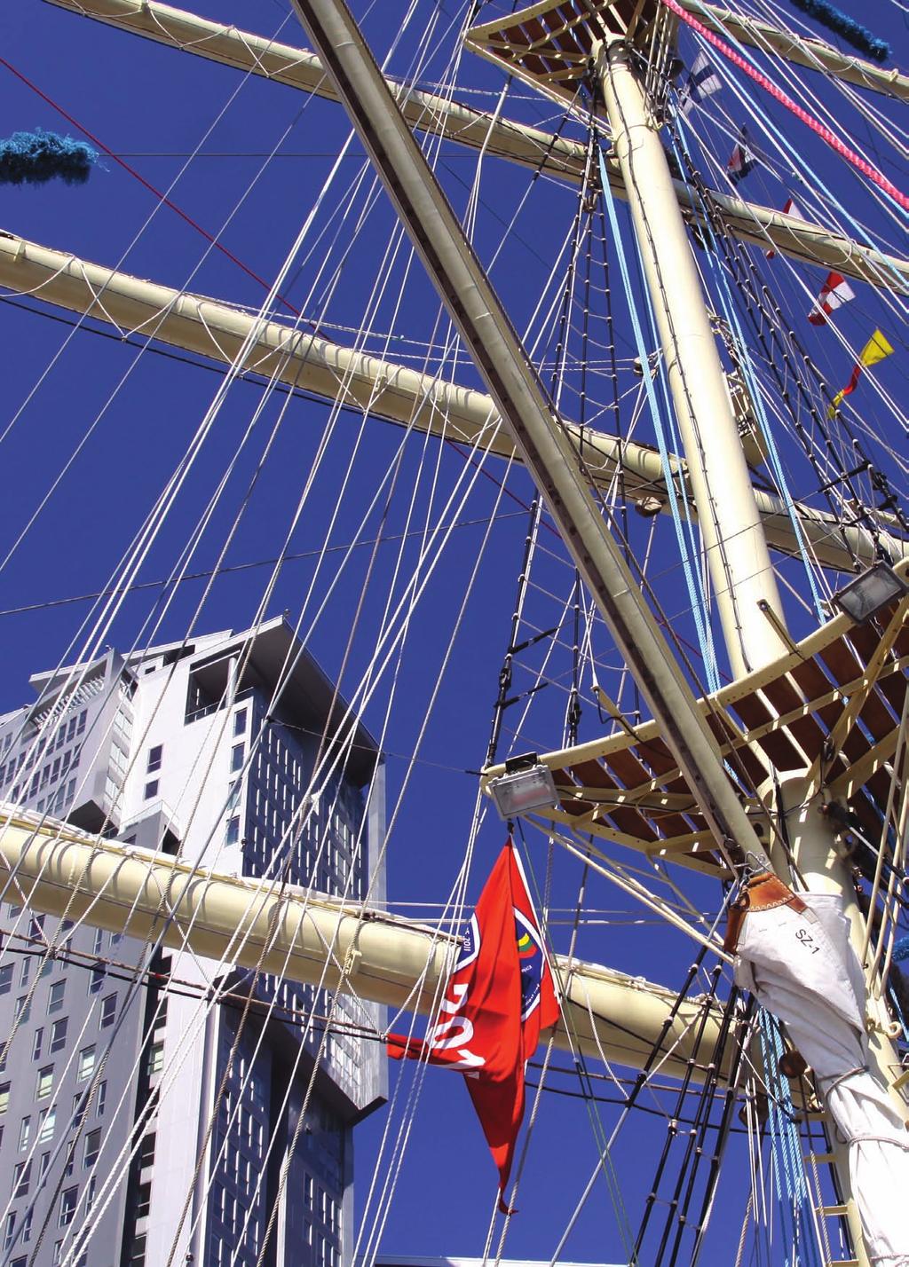 The Culture 2011 Tall Ships Regatta agle na medal Oko³o pó³tora miliona osób