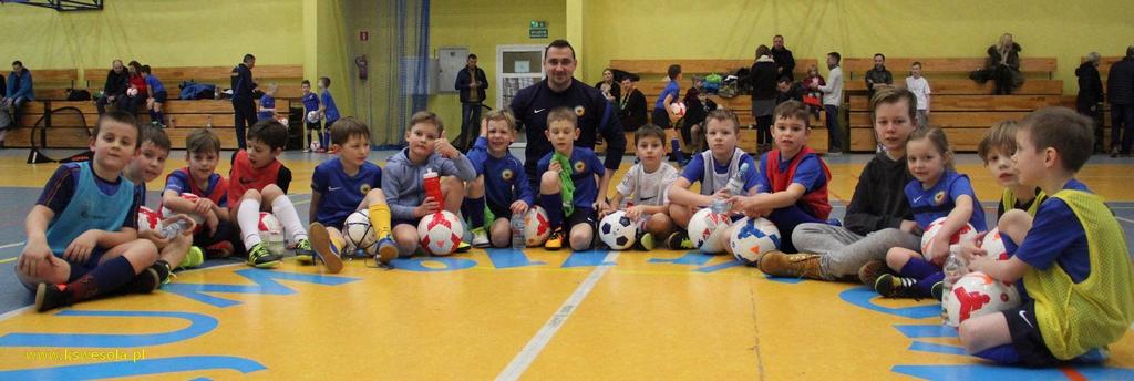 W okresie między rozgrywkowym zawodnicy bardzo chętnie uczestniczą w sparingach, turniejach wyjazdowych i turniejach organizowanych przez klub a także w turniejach wewnętrznych.