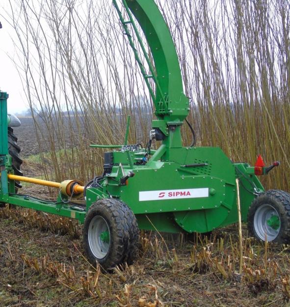 Small-scale harvesting machinery for short rotation willow coppice 319 tion crops. The circular saws (Fig. 4b) with diameter of 0.