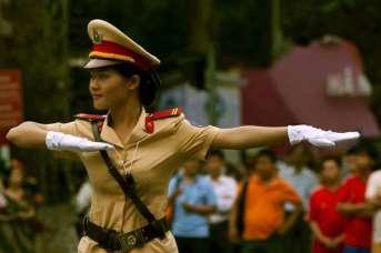 Obiad i kolacja nie jest wliczona w cenę, ale pamiętajmy, że pyszne wietnamskie jedzenie jest tanie. Dzień 3 (B/L/-) Ho Chi Minh -Tay Ninh-Cu Chi- Ho Chi Minh Śniadanie w hotelu.