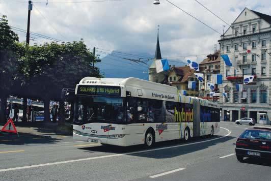 Zbigniew Rusak Producenci na rynku autobusów w Polsce Solaris Bus & Coach Bolechowo k. Poznania W 2007 roku niekwestionowanym liderem polskiego rynku została spółka Solaris Bus & Coach SA.