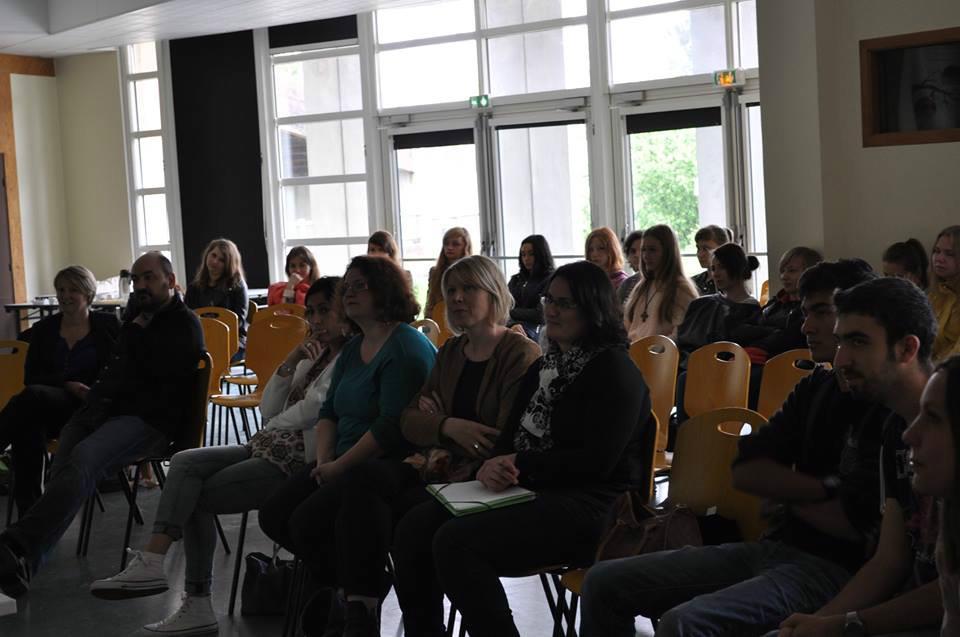 Piąty dzień stażu Udział w wykładach prowadzonych przez uczniów francuskich, przedstawiających