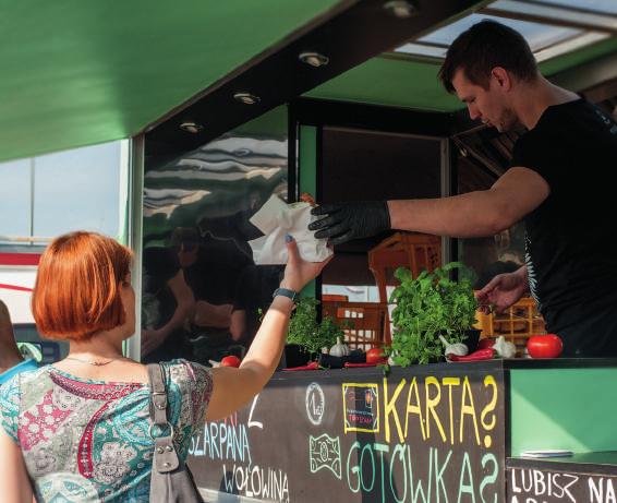 Festiwal smaków food trucków Strefa food trucków zlokalizowana zostanie na Łasztowni, w pobliżu kładki prowadzącej na Wyspę Grodzką.