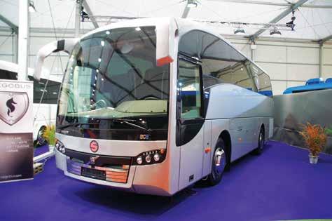 Irizar i2e napędzany jest silnikiem prądu zmiennego Siemens Synchronic o mocy ciągłej 180 kw i momencie maksymalnym 1 400 Nm.