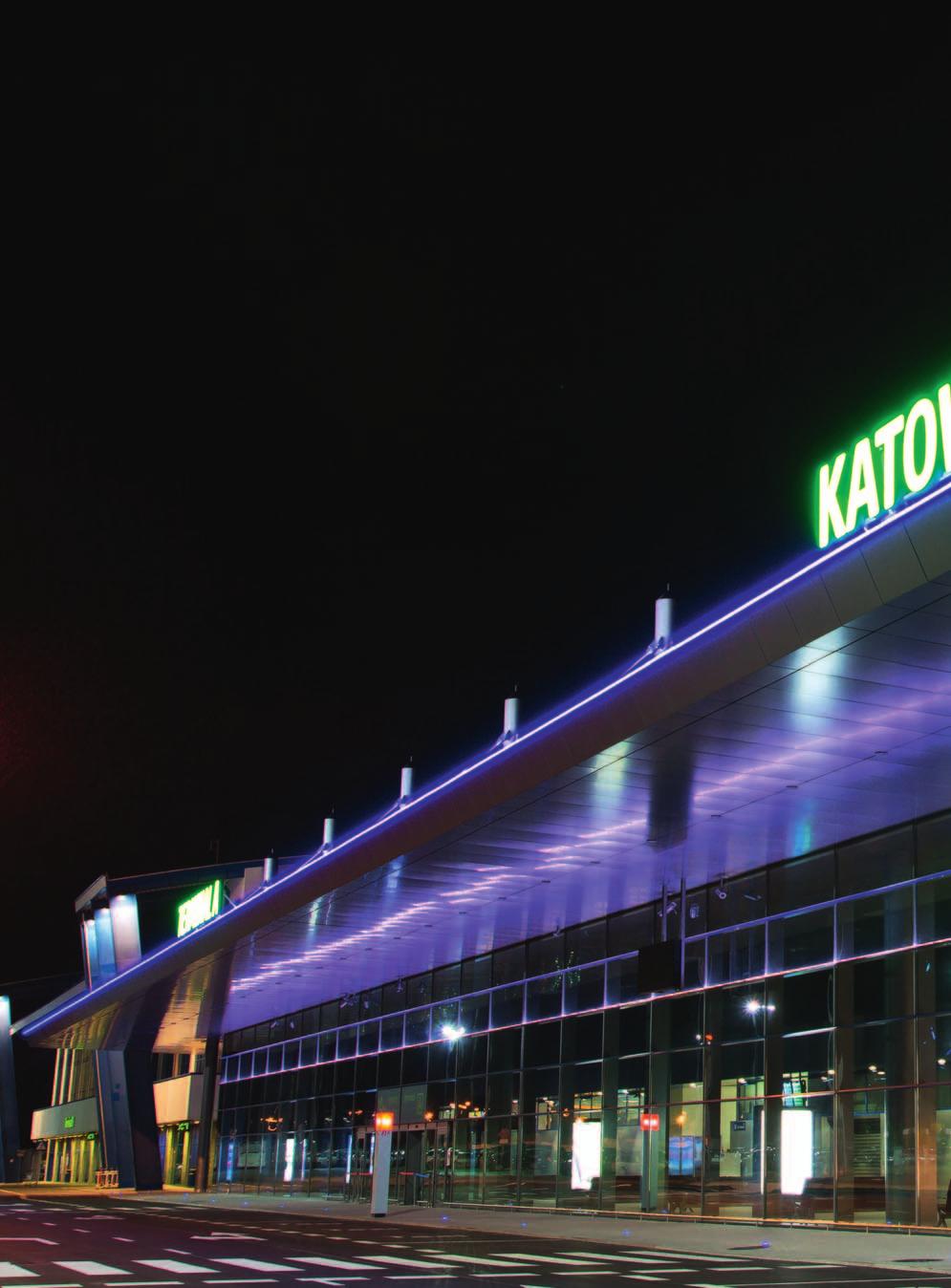 Międzynarodowy Port Lotniczy Katowice w Pyrzowicach (Katowice Airport), zarządzany przez Górnośląskie Towarzystwo Lotnicze SA, to jedno z największych lotnisk użytku publicznego w Polsce, które od