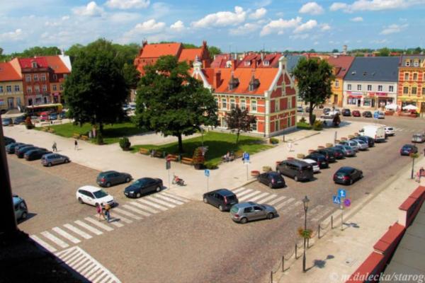 Mieszkańcy poznali szczegóły rozpoczynającej się przebudowy Rynku Jakie utrudnienia w ruchu wystąpią podczas przebudowy Rynku? Jak zmieni się organizacja ruchu po zakończeniu inwestycji?