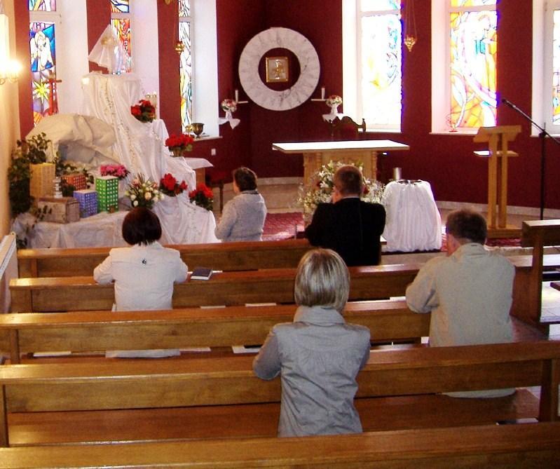 Oblackie wiadomości z Ukrainy Kwiecień 2011 14 się tłumnie na liturgii było aż 30 osób!