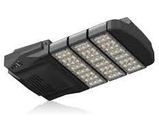 Pod względem drgań, uderzeń i wstrząsów żadne inne lampy nie są tak niewrażliwe jak LED Żarówki LED nie emitują promieniowania UV i podczerwieni Widmo światła LED znajduje się w "zakresie widocznym",