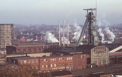 W Zagłębiu Ruhry znajdują się jedne z największych na świecie złóż węgla kamiennego, soli kamiennej, rudy cynku