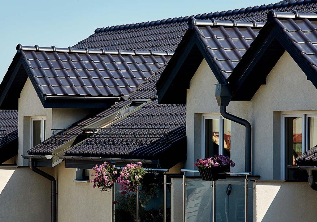 Dopracowane i wyważone proporcje sprawiają, że doskonale prezentuje się ona na każdym dachu.
