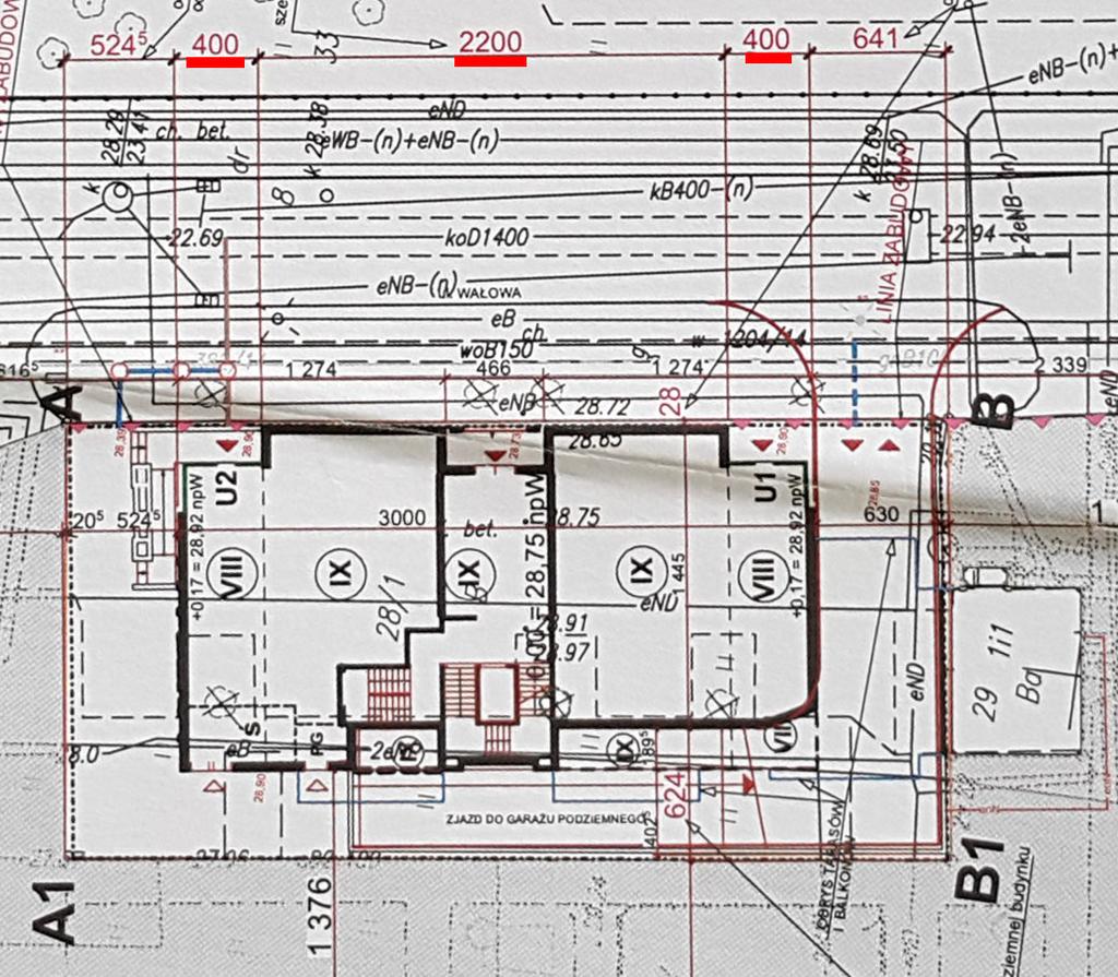 Rysunek 7. Fragment projektu zagospodarowania terenu z określeniem szerokości elewacji (30 m.).