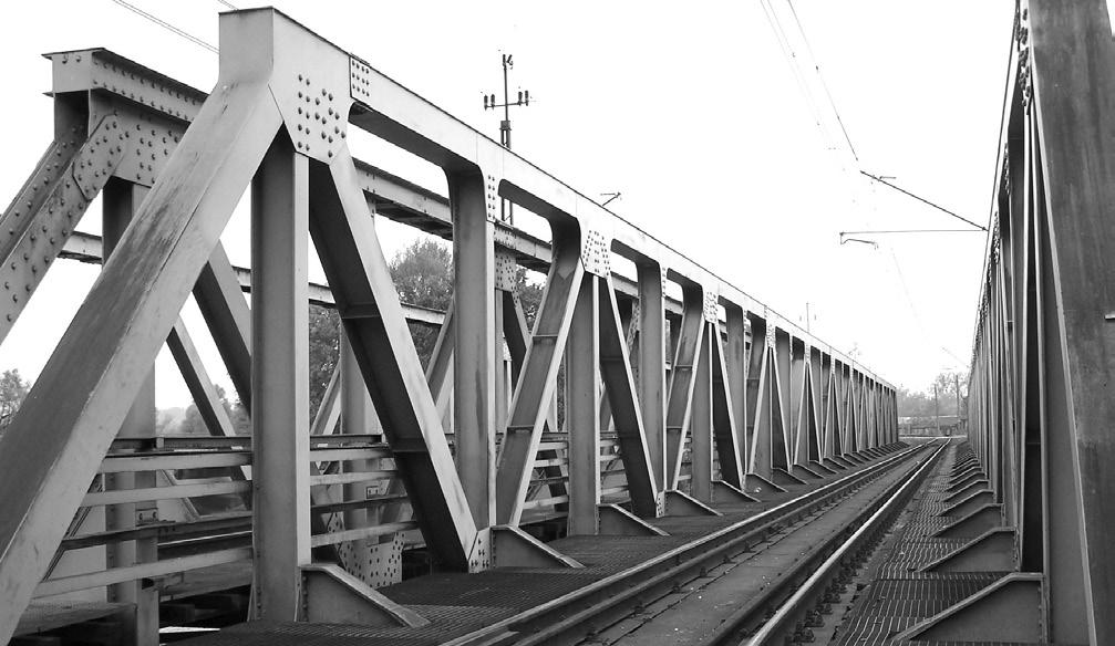 W ich wyniku wybudowano nowe konstrukcje dwóch przęseł mostu A, w torze nr 1 od strony Wrocławia oraz wszystkie przęsła obu mostów w torze nr 2 (1983 r.). Nowe konstrukcje wykonano ze stali.