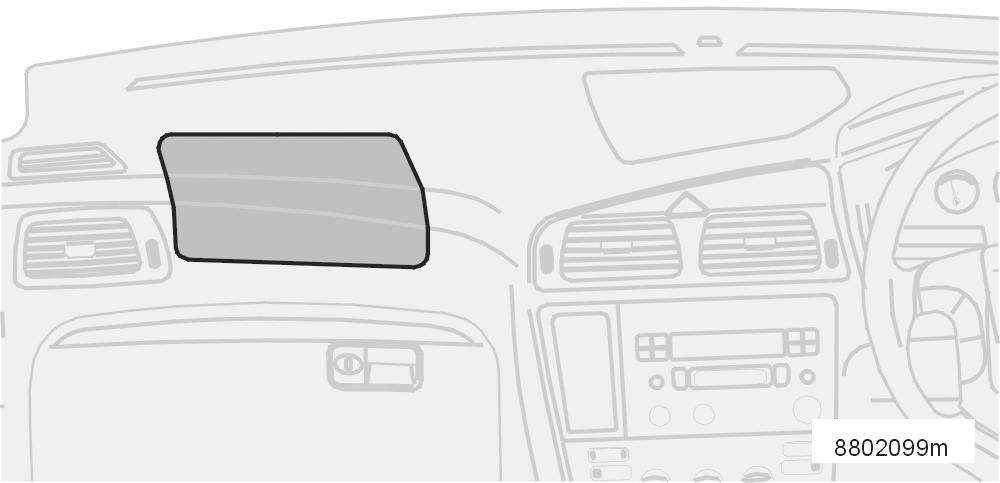 samochód ten poza standardowymi trzypunktowymi pasami bezpieczeństwa wyposażony jest dodatkowo w tzw. czołowe poduszki powietrzne.