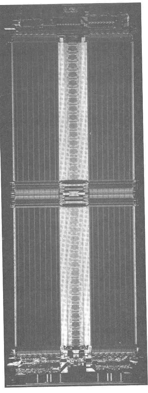 Topografia pamięci Texas Instruments 1M-bit DRAM Przykład logiki strukturalnej (większe upakowanie ) Współczynnik wielokrotnego wykorzystania bloków standardowych Czas