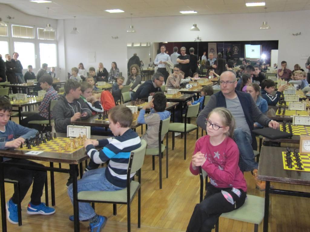 Lecha 43, rozegrany został V Turniej Szachowy Szachy w szkole przeznaczony dla dzieci, młodzieży i dorosłych, zorganizowany w związku z podjętym przez Parlament Europejski w marcu 2012 r.