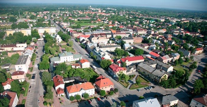 4 Powiat Piaseczyński / Piaseczno County Gmina Góra Kalwaria Licząca ponad 25 tys.
