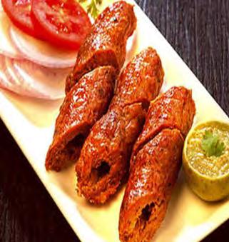 with spices Skrzydelka z kurczaka grilowane w piecu Tandoor z